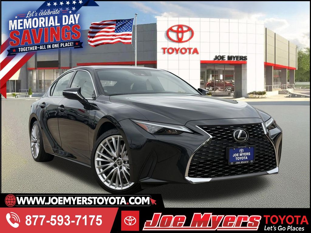 2022 Lexus IS 350 300 AWD's photo