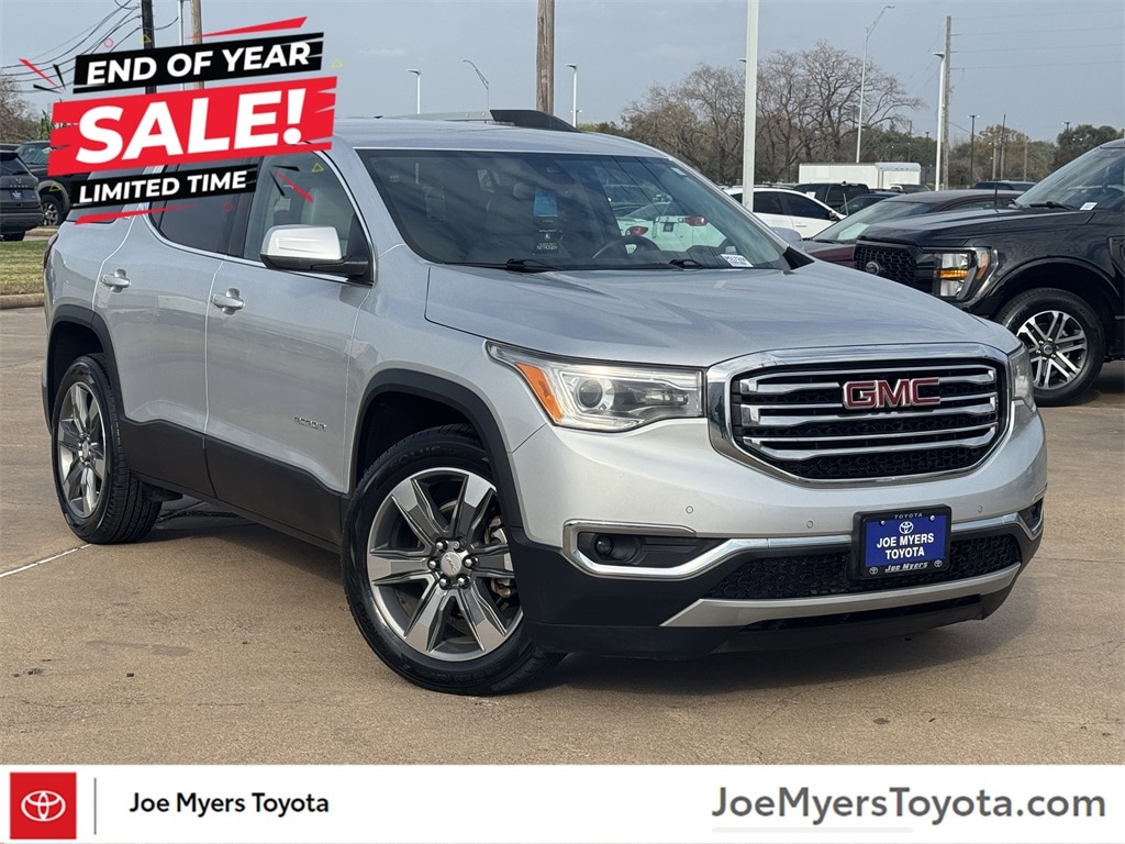 2017 GMC Acadia SLT-2's photo