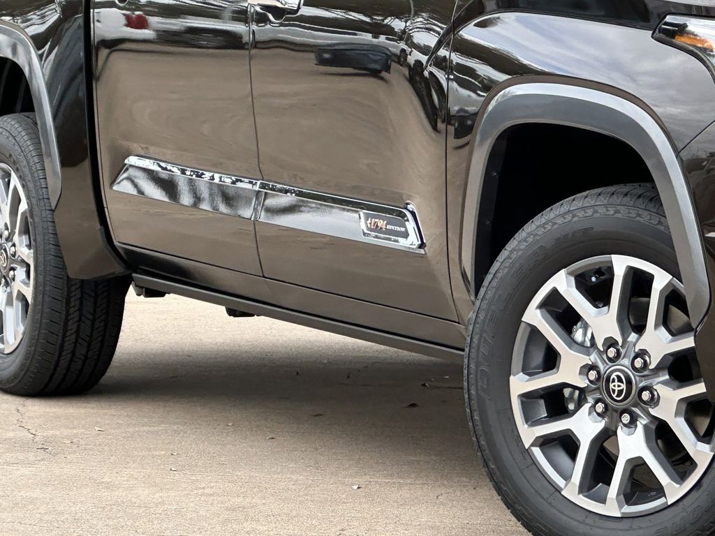 2025 Toyota Tundra 1794 Edition - Photo 8