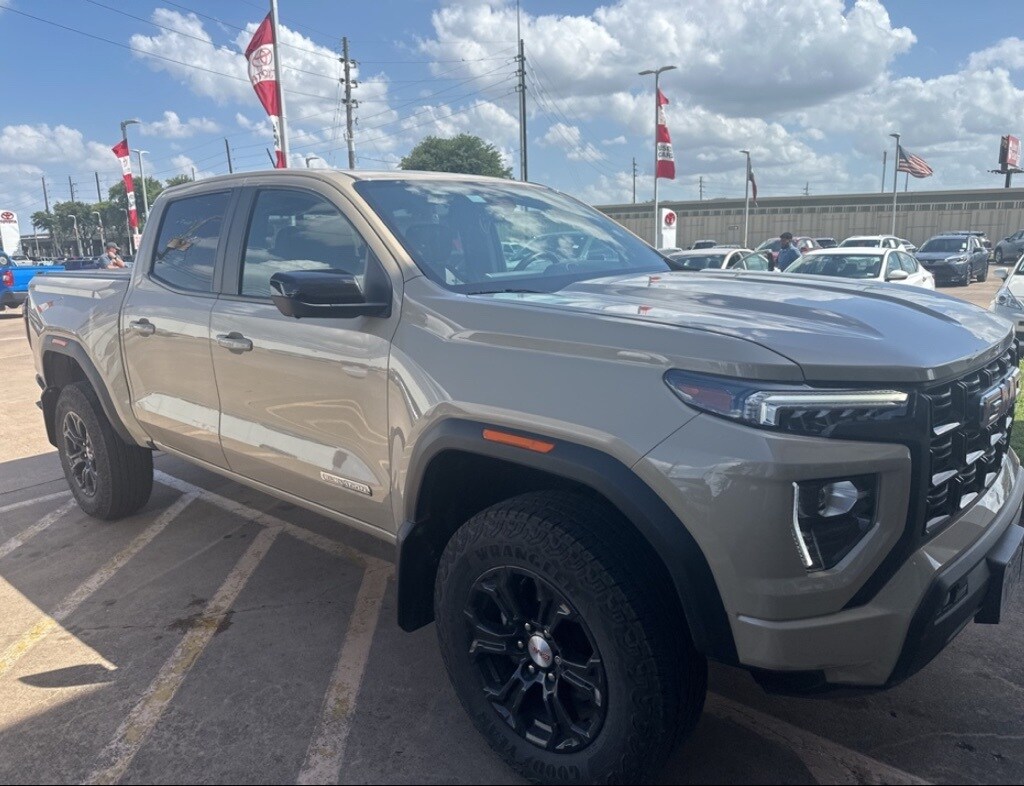 Used 2023 GMC Canyon Elevation with VIN 1GTP5BEK6P1255682 for sale in Houston, TX