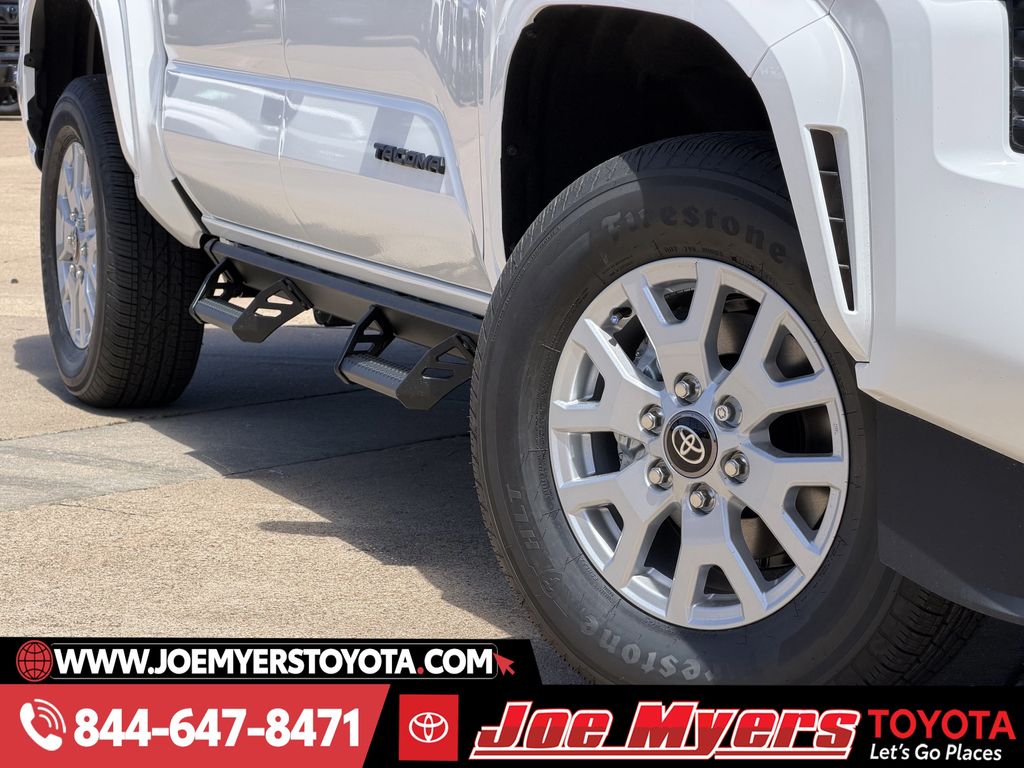 New 2026 Ice Cap Toyota SR5 image 11