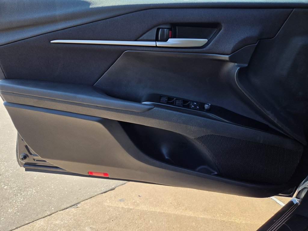 Used 2025 Underground Toyota LE image 26