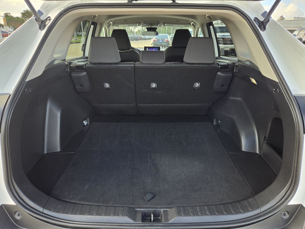 Used 2025 Ice Toyota XLE image 30