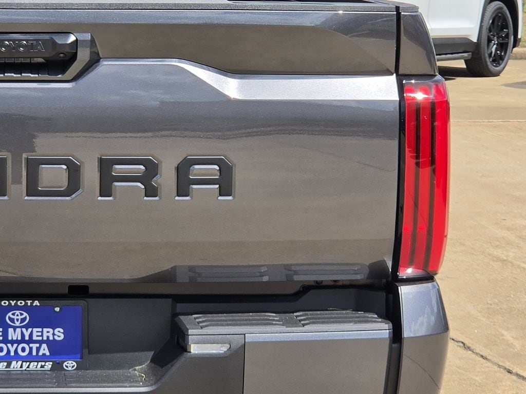 New 2026 Magnetic Gray Meta Toyota SR5 image 9
