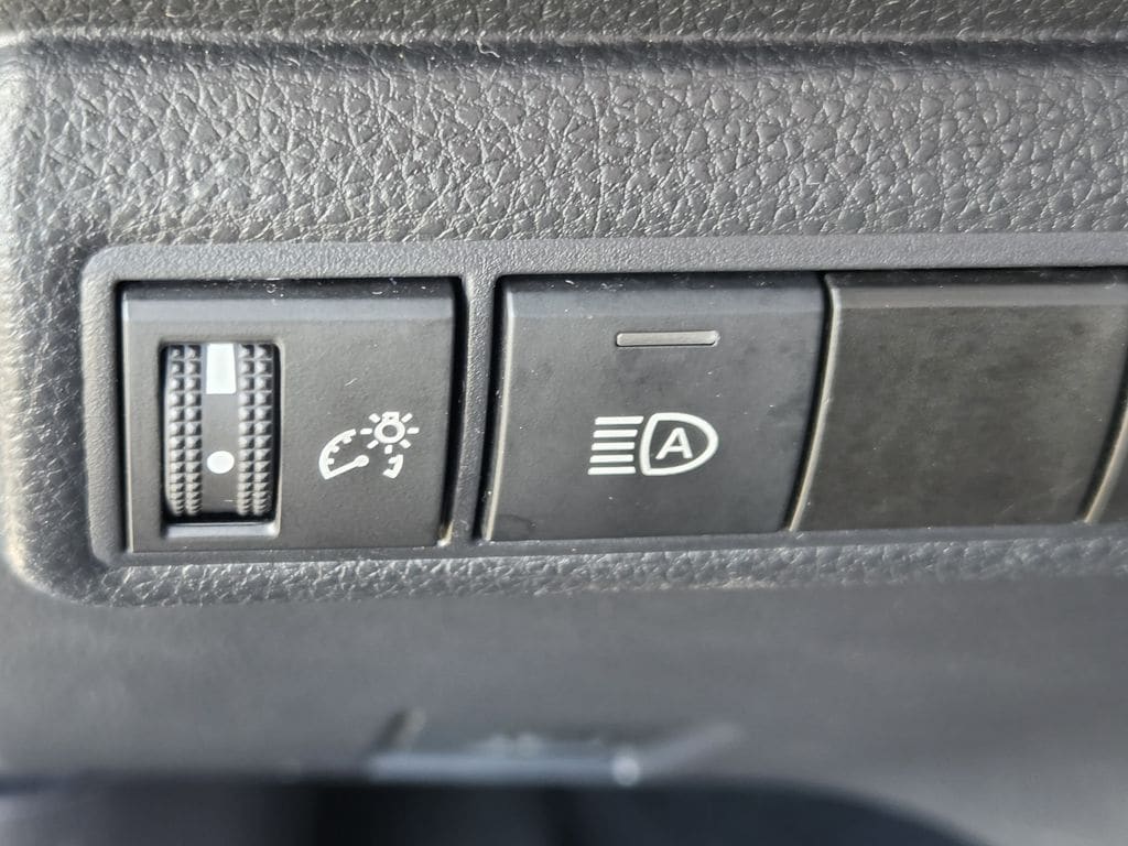 Used 2025 Underground Toyota LE image 24
