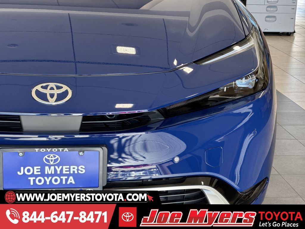 New 2026 Reservoir Blue Toyota XSE image 9