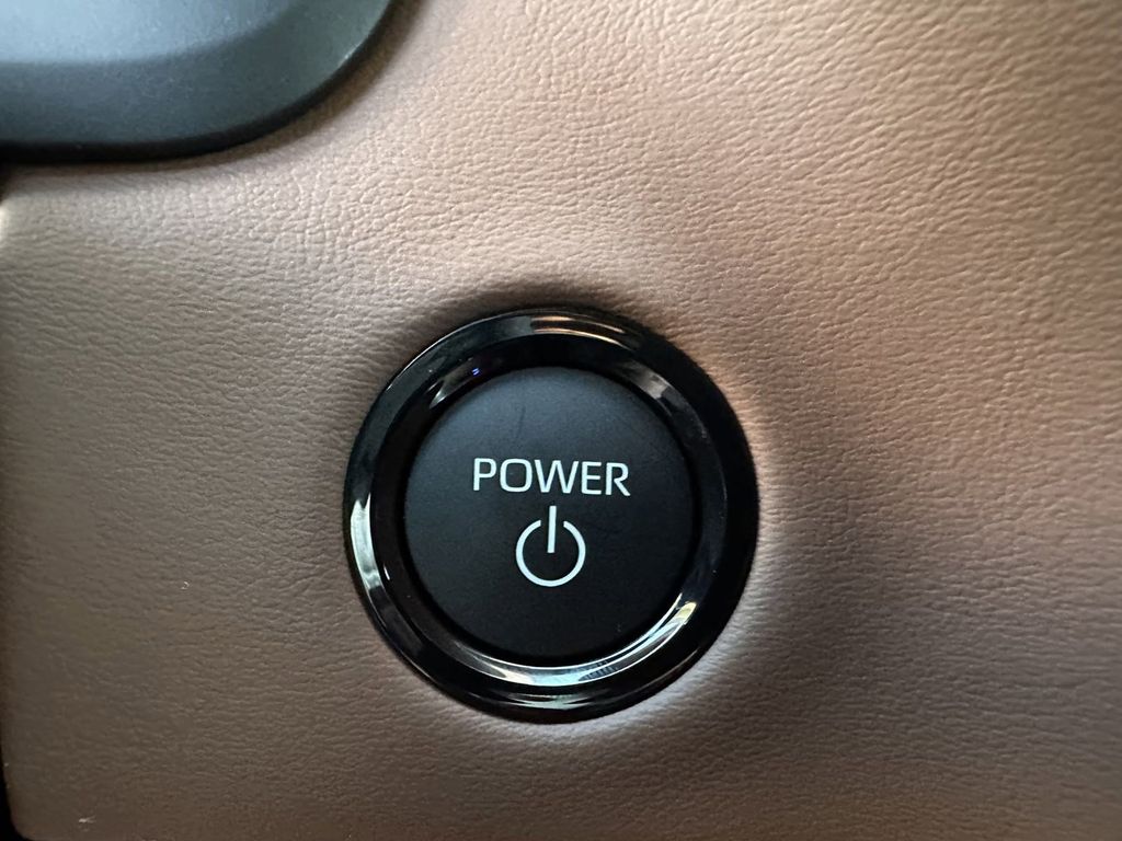2025 Toyota Tundra 1794 Edition - Photo 15