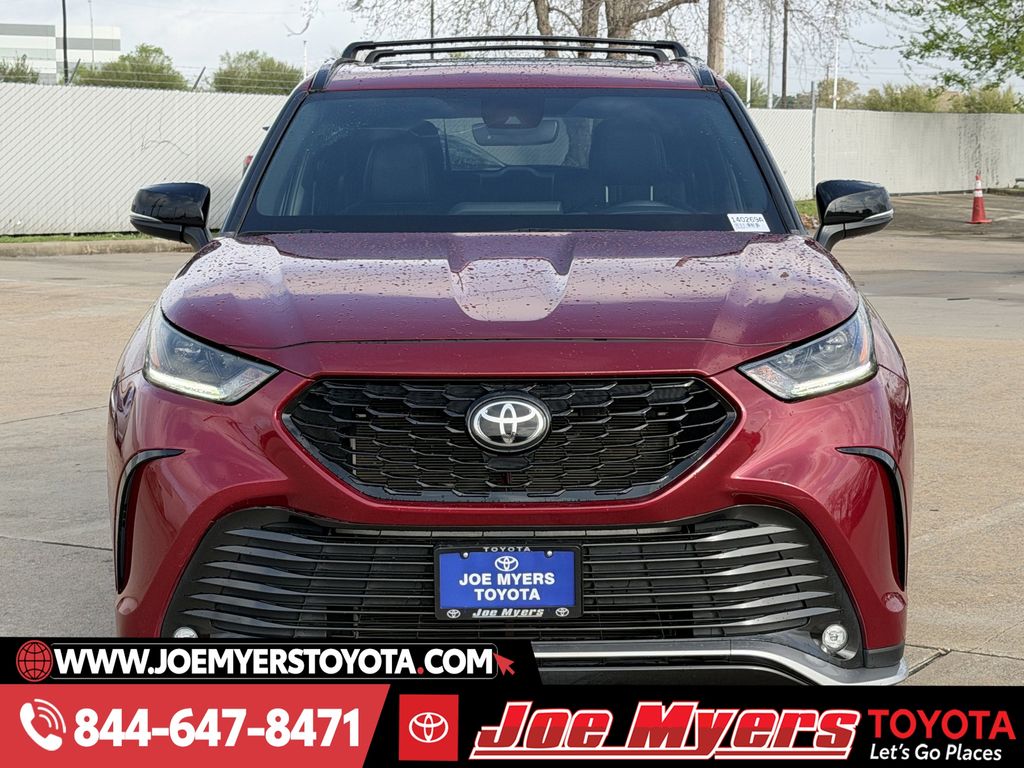 Used 2023 Ruby Flare Pearl Toyota XSE image 3