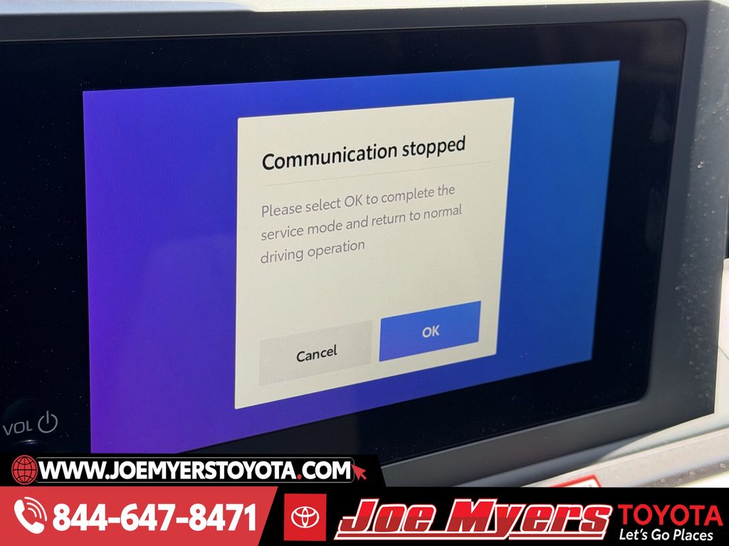 New 2026 Ice Cap Toyota SR5 image 16