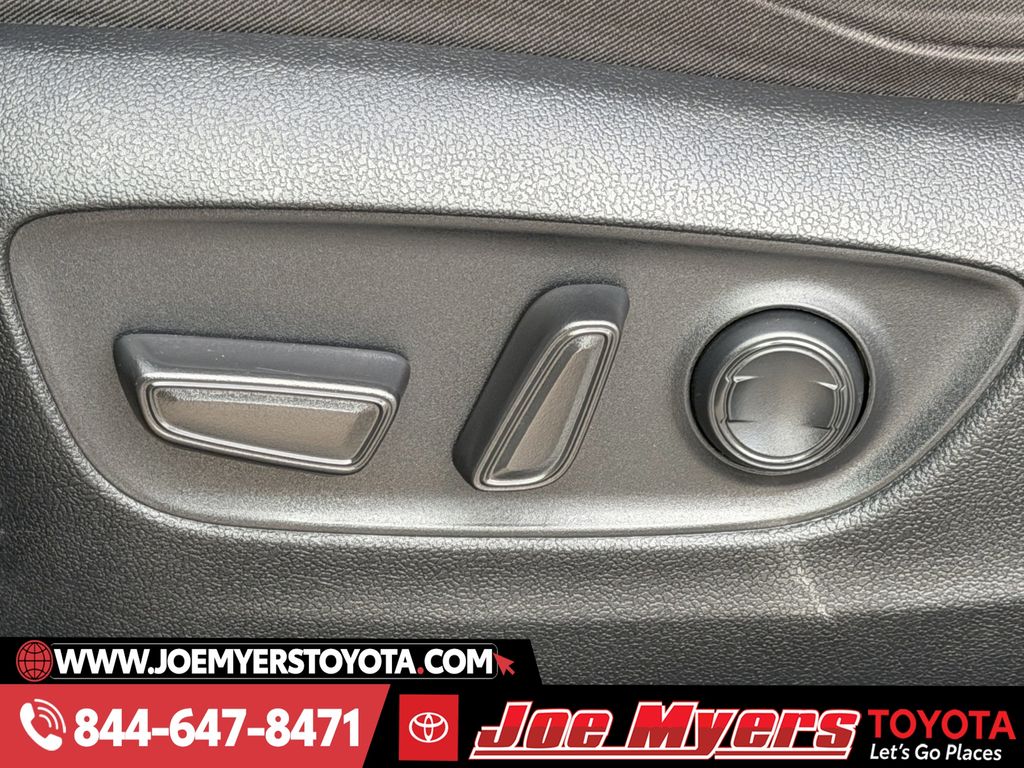 Used 2023 Silver Sky Metallic Toyota XLE image 28