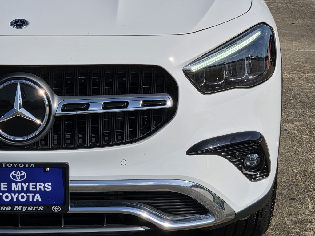 Used 2025 White Mercedes-Benz GLA 250 image 4