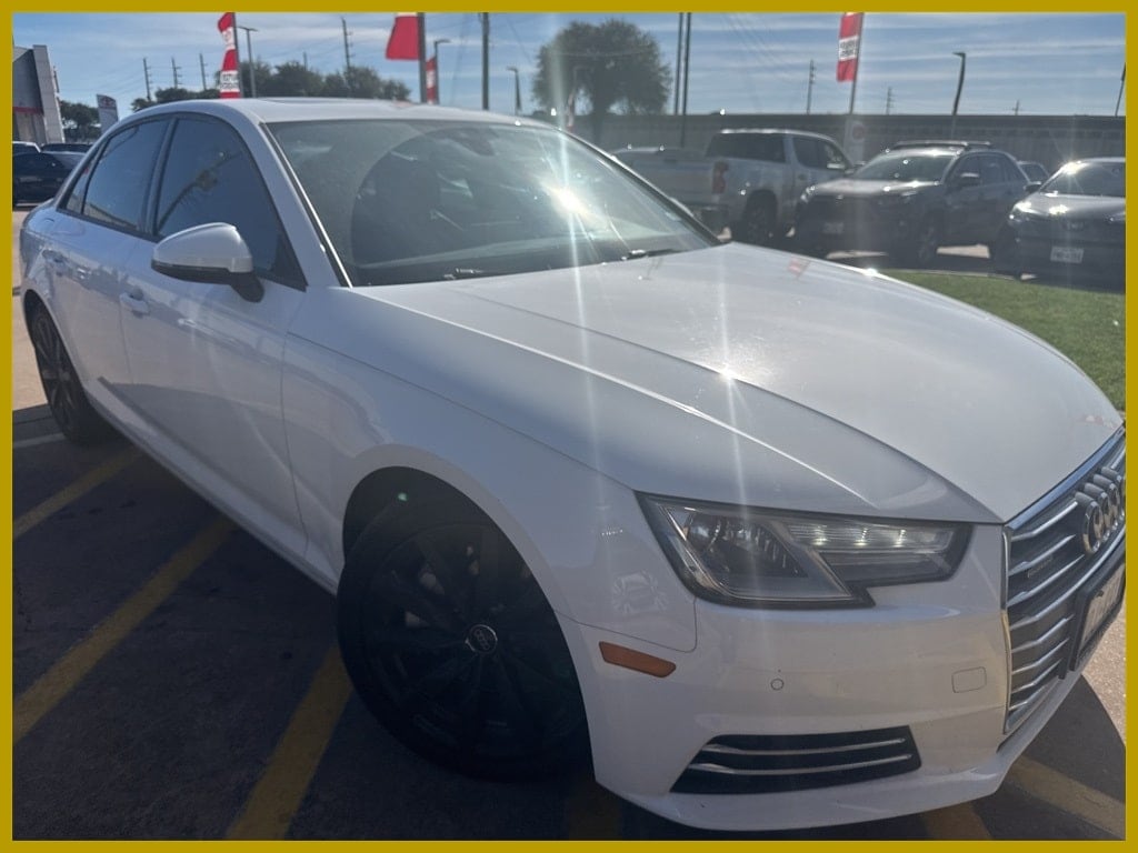 2017 Audi A4 Premium's photo