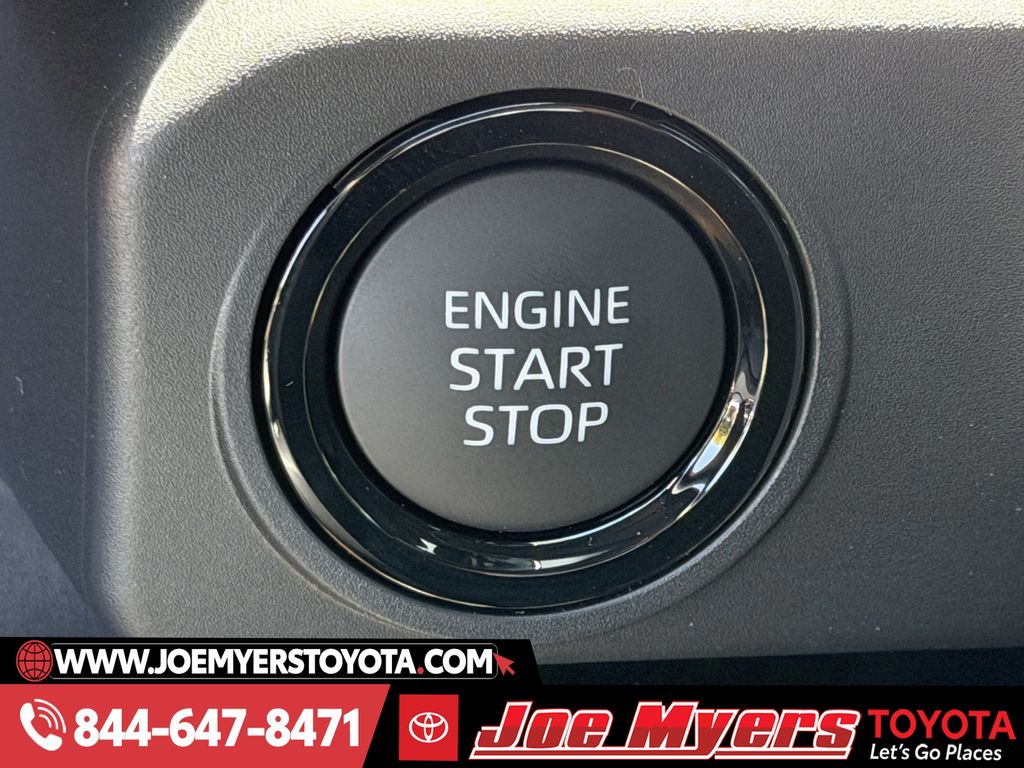 New 2026 Ice Cap Toyota SR5 image 20