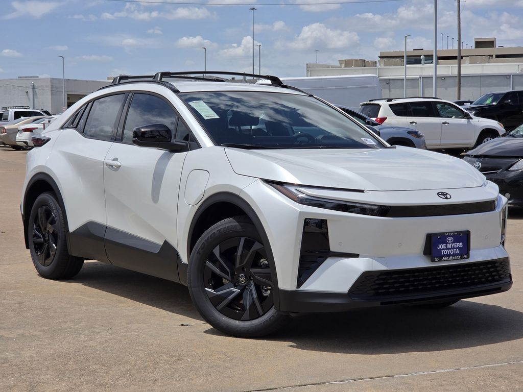 New 2026 Wind Chill Pearl Toyota SE image 2