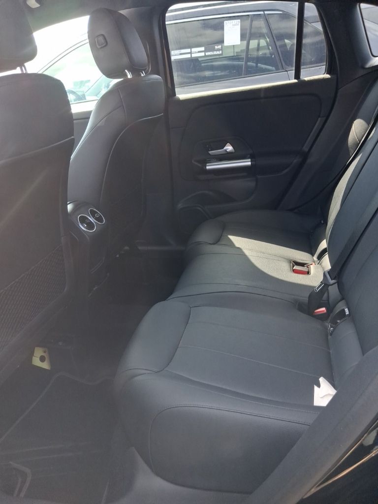 Used 2025 Black Mercedes-Benz GLA 250 image 6