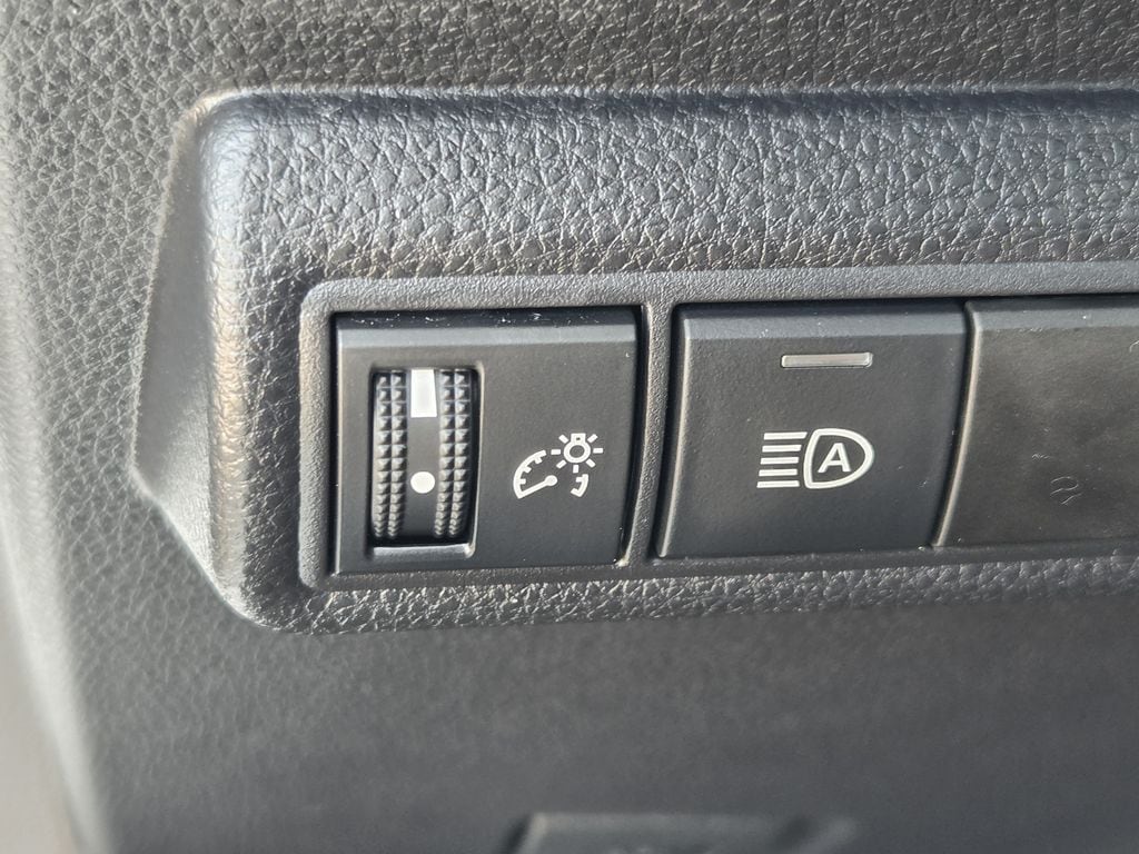 Used 2026 Ice Toyota LE image 23