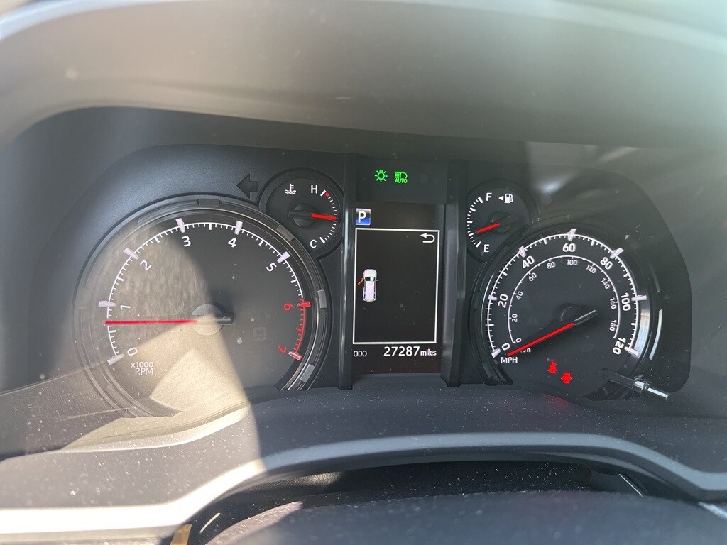 2023 Toyota 4Runner SR5 photo 4
