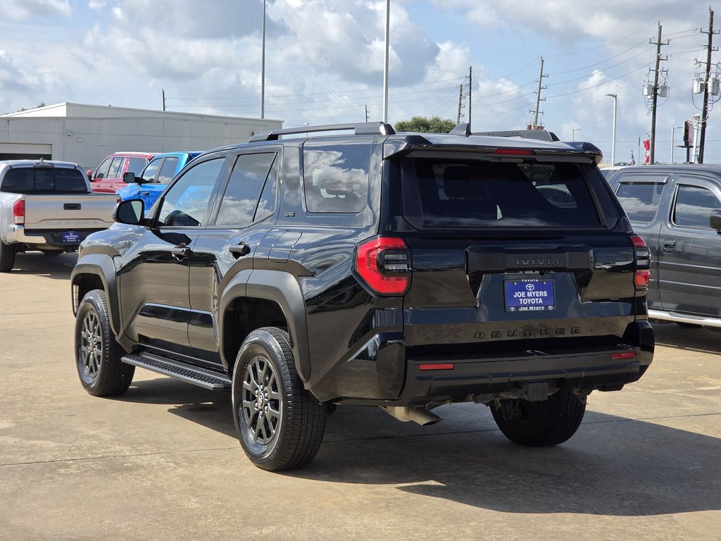 Used 2025 Silver Toyota SR5 image 7