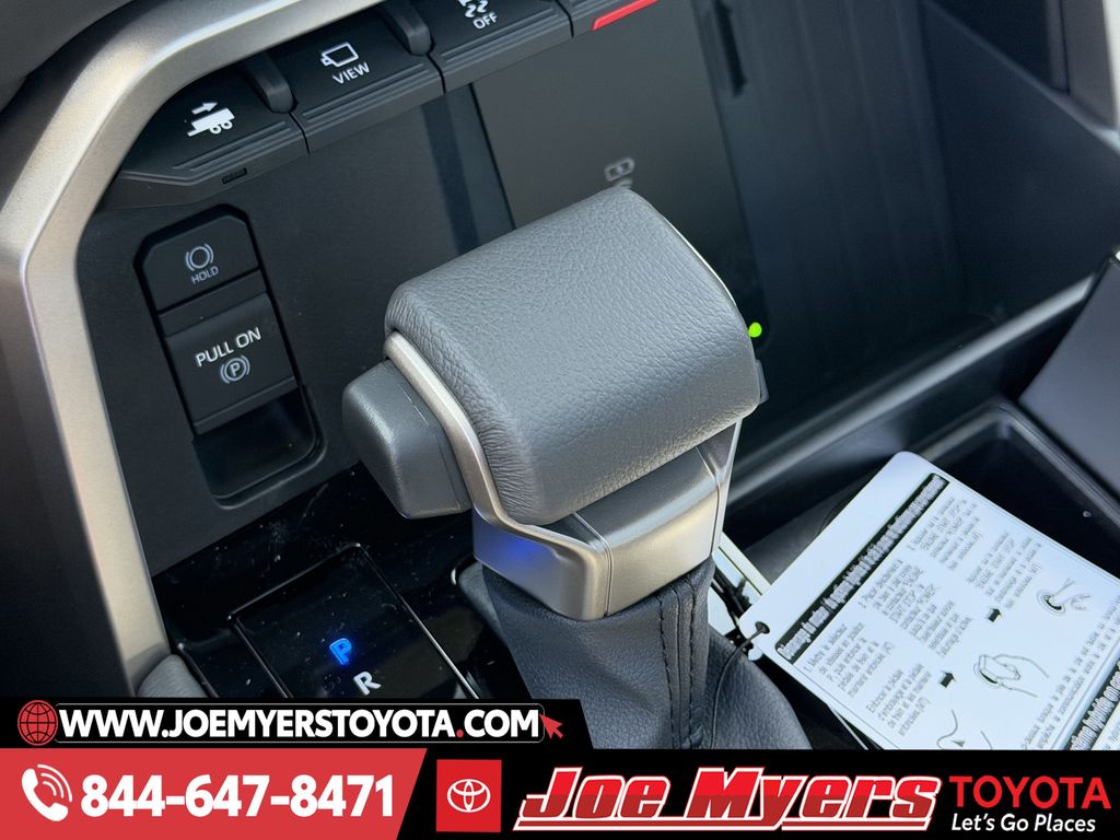 New 2026 Midnight Black Toyota Platinum image 19