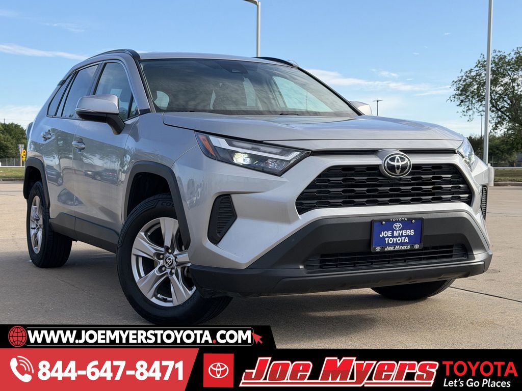 Used 2023 Silver Sky Metallic Toyota XLE image 2