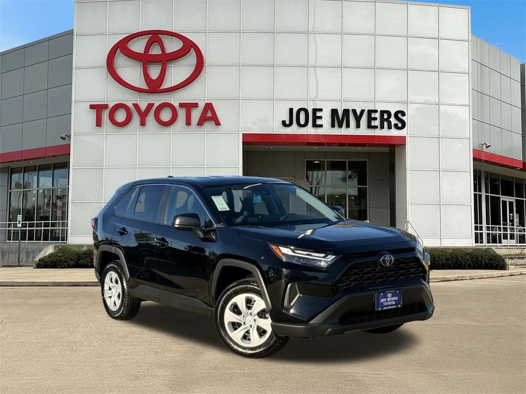 Used 2025 Toyota RAV4 LE with VIN 2T3H1RFV1SW367754 for sale in Northfield, Minnesota