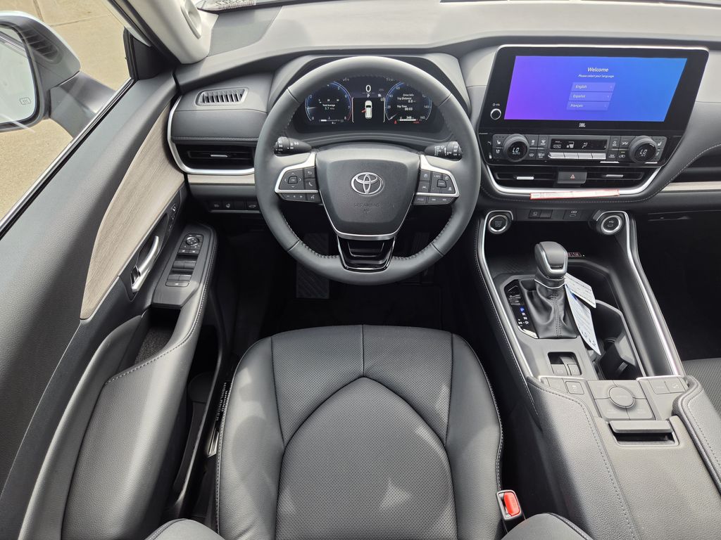 New 2026 Wind Chill Pearl Toyota Limited image 13