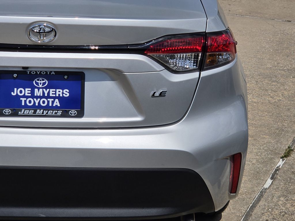Used 2026 Classic Silver Metallic Toyota LE image 9