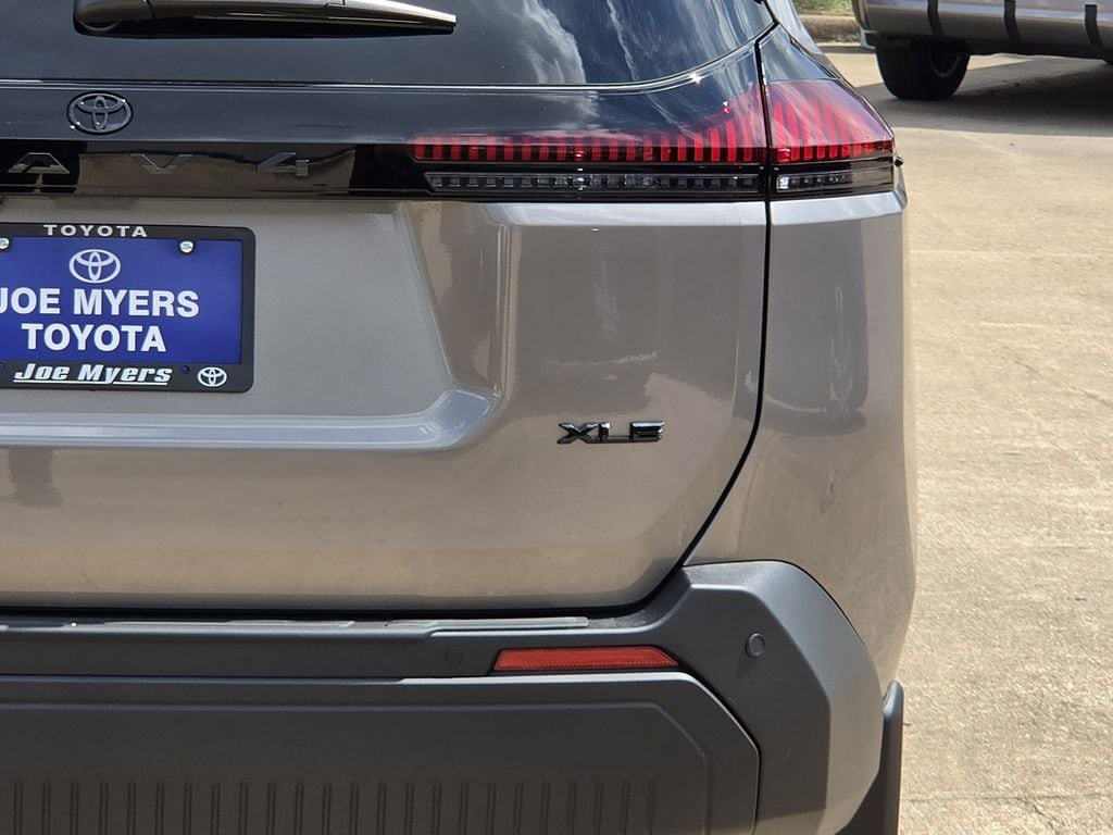 New 2026 Meteor Shower Toyota XLE Premium image 9