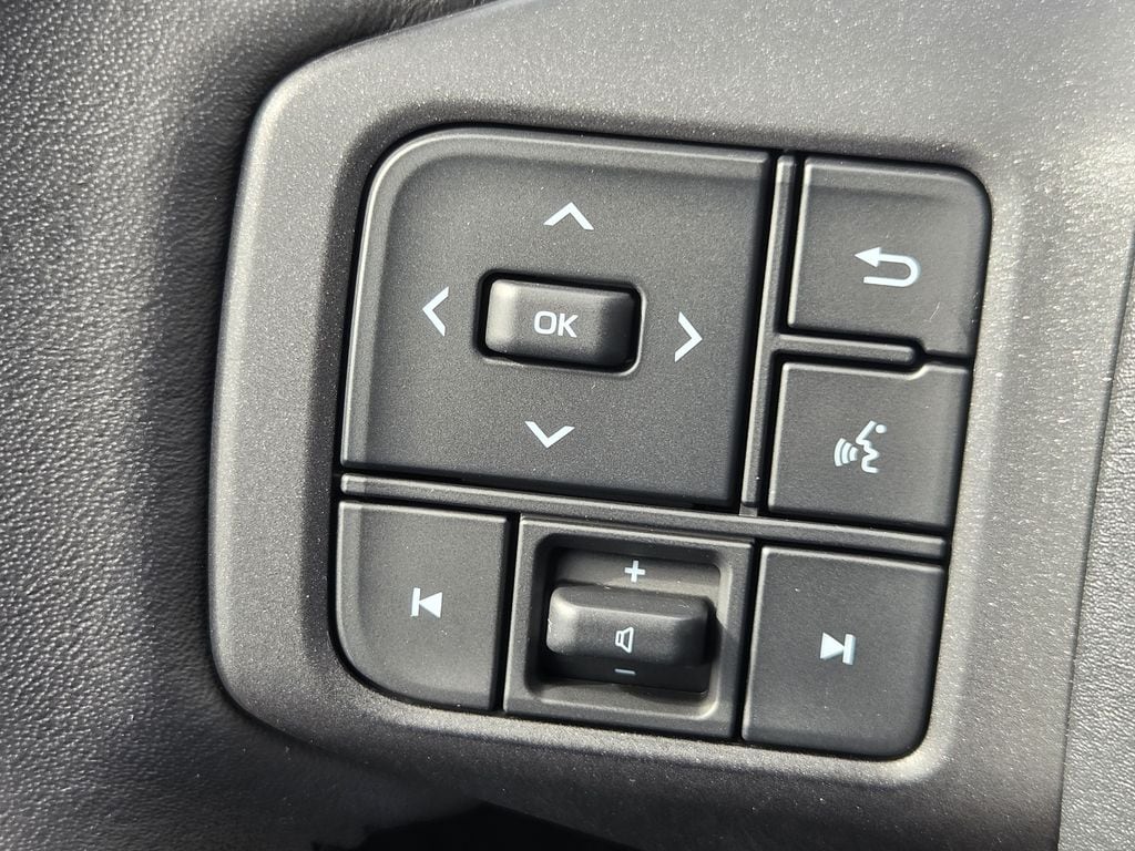Used 2026 Meteor Toyota XLE Premium image 24