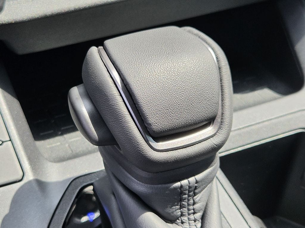 New 2026 Meteor Shower Toyota XLE Premium image 20