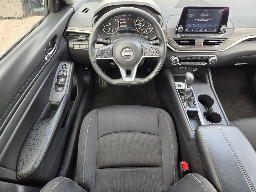 Used 2025 Garnet Pearl Metallic Nissan 2.5 SV image 13
