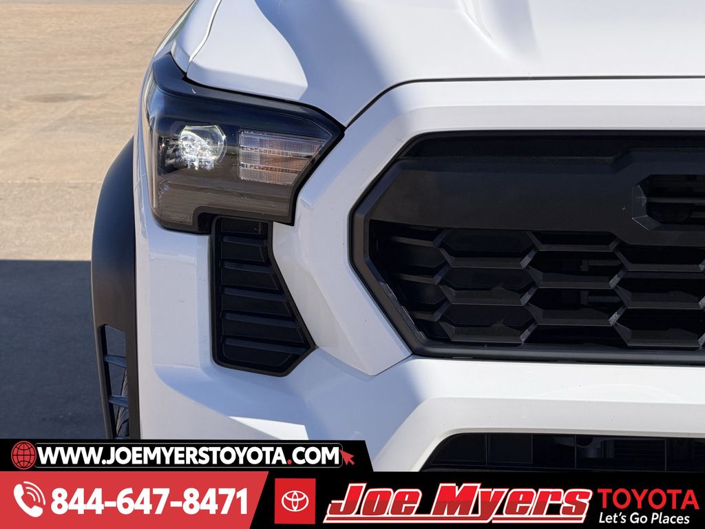 Used 2025 Ice Cap Toyota TRD Off-Road image 5