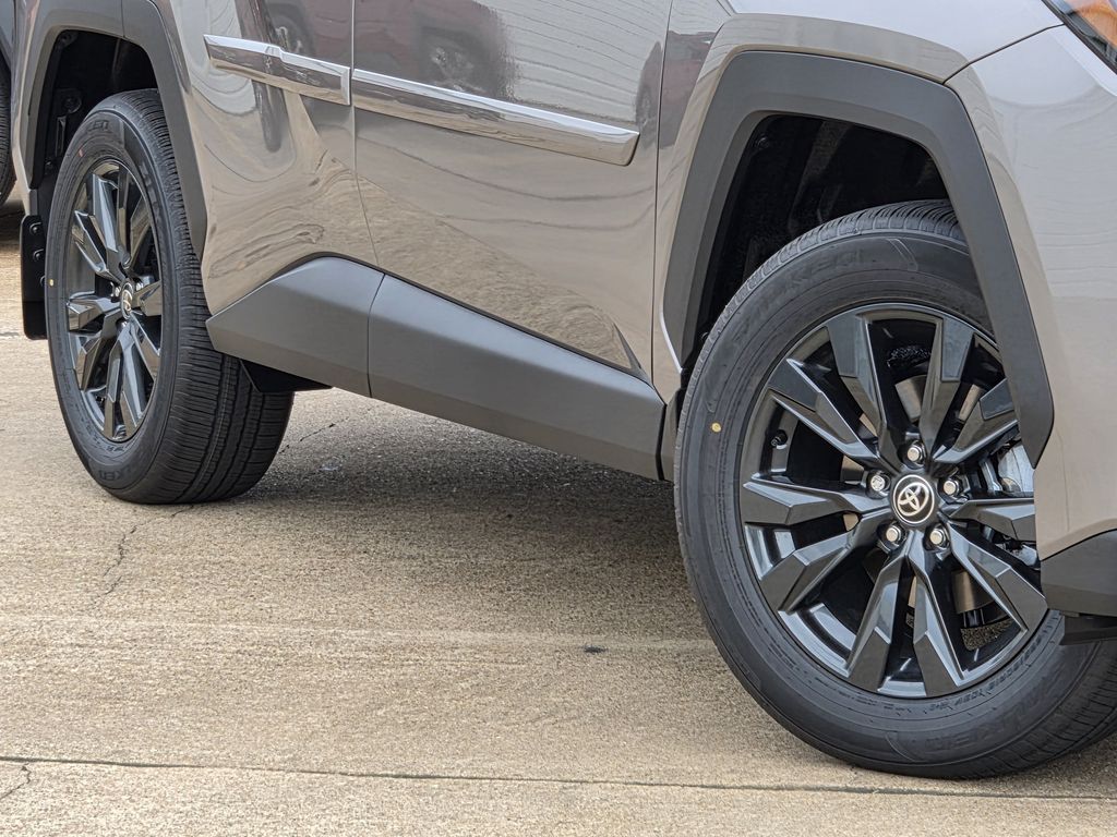 New 2026 Meteor Shower Toyota XLE Premium image 11