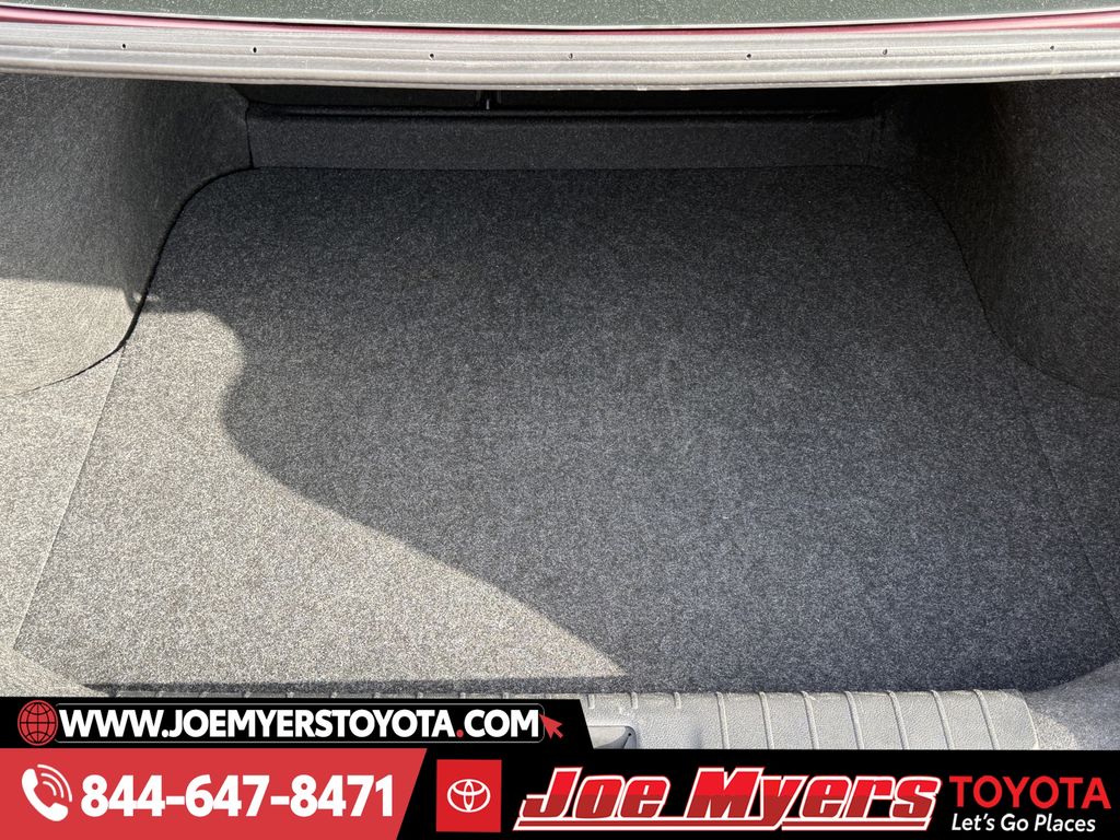 Used 2025 Rosewood Metallic Nissan SV image 29