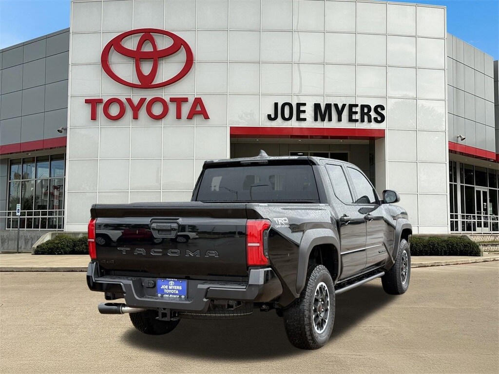 2025 Toyota Tacoma TRD Double Cab photo 3