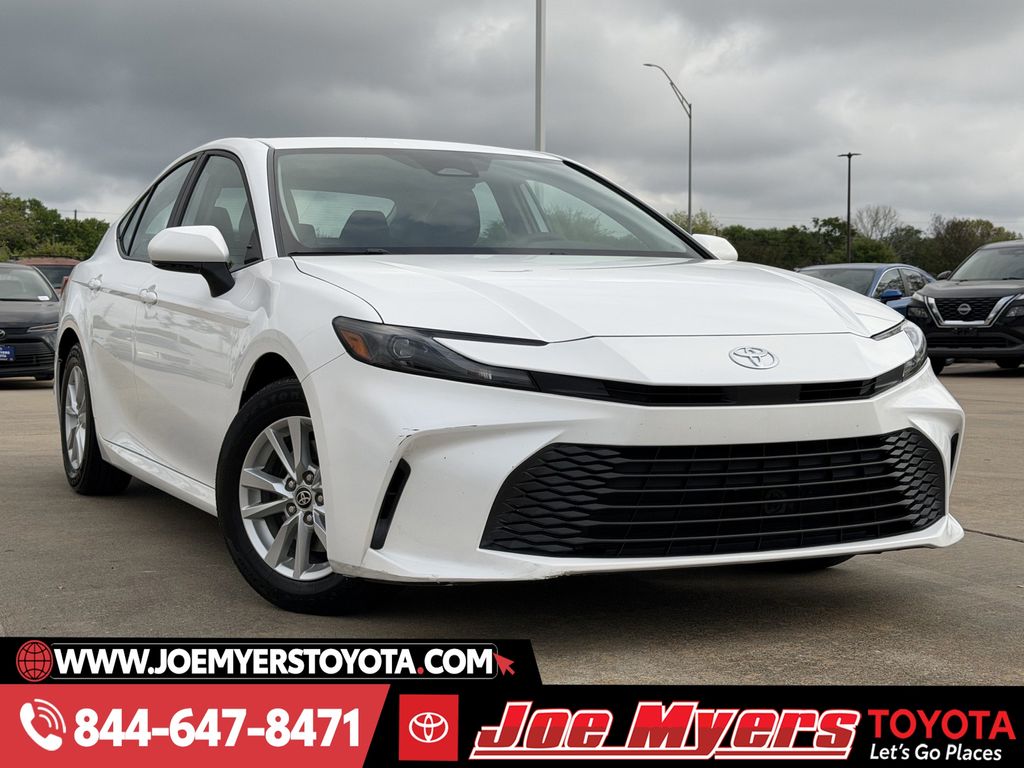 Used 2025 Ice Cap Toyota LE image 2