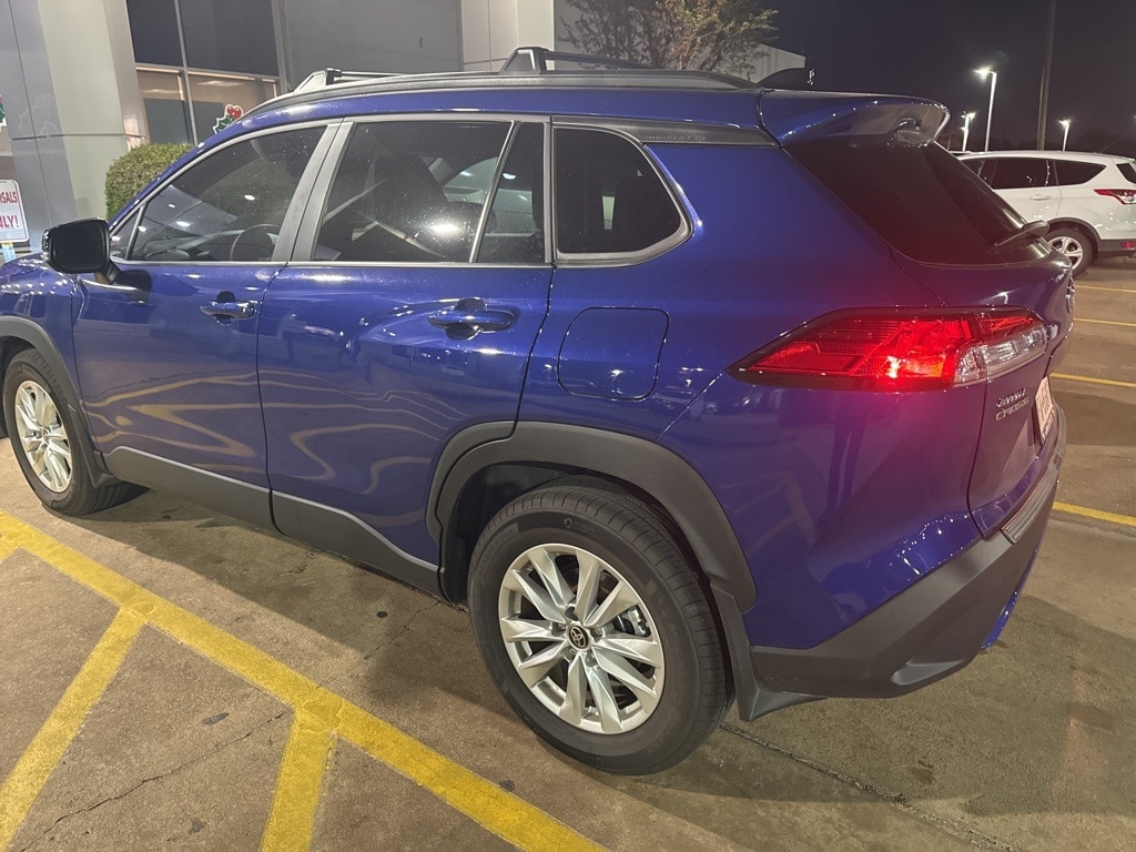 Used 2025 Toyota Corolla Cross LE SUV