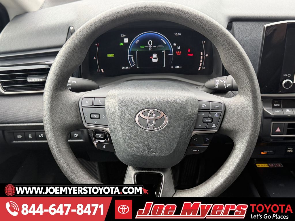 Used 2025 Underground Toyota LE image 15