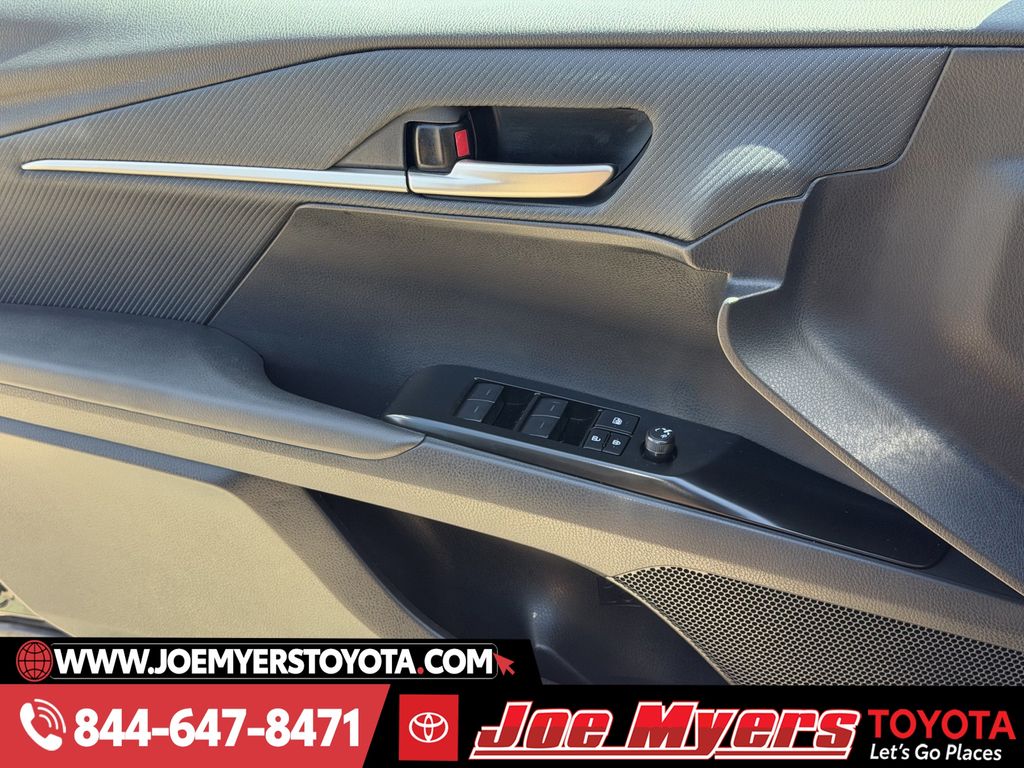 Used 2025 Midnight Black Metallic Toyota SE image 26