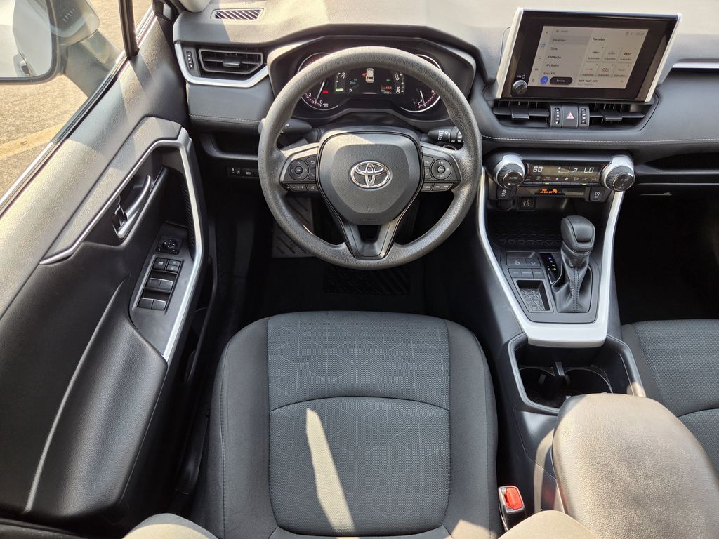 Used 2025 Silver Sky Metallic Toyota XLE image 14