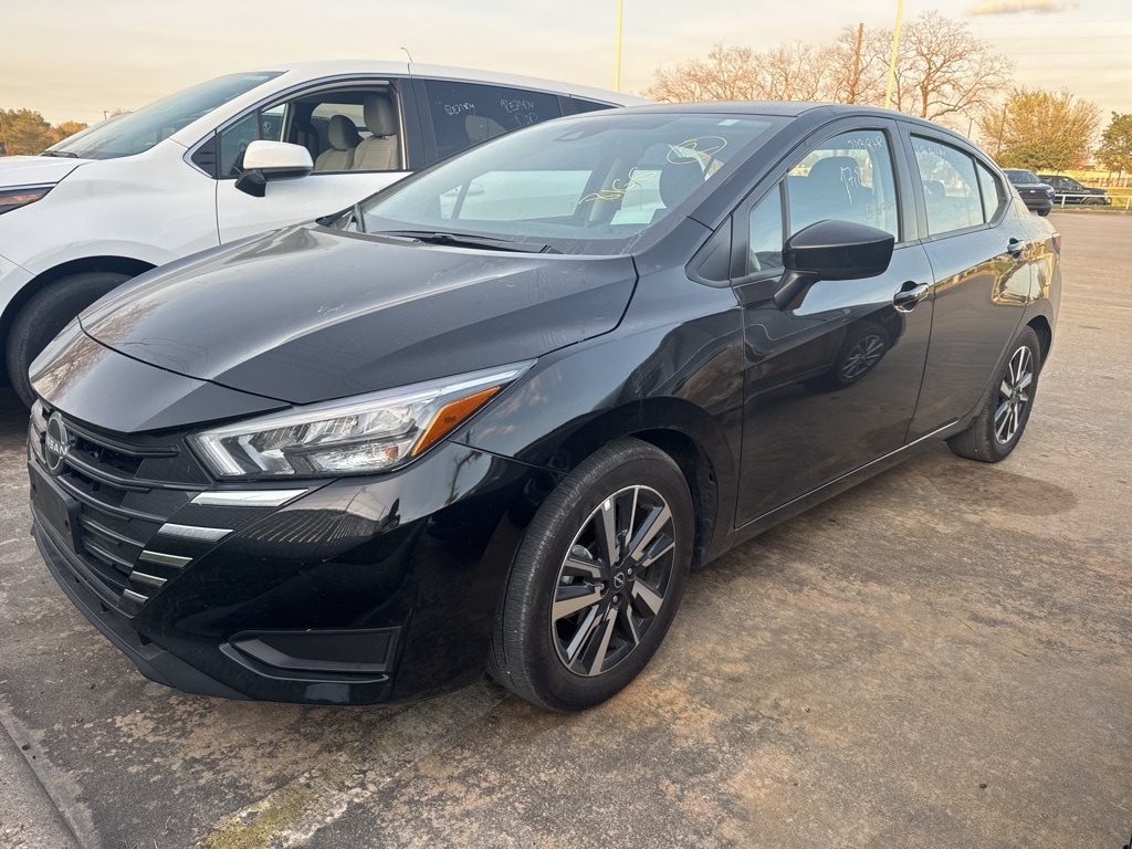 2025 Nissan Versa Sedan SV