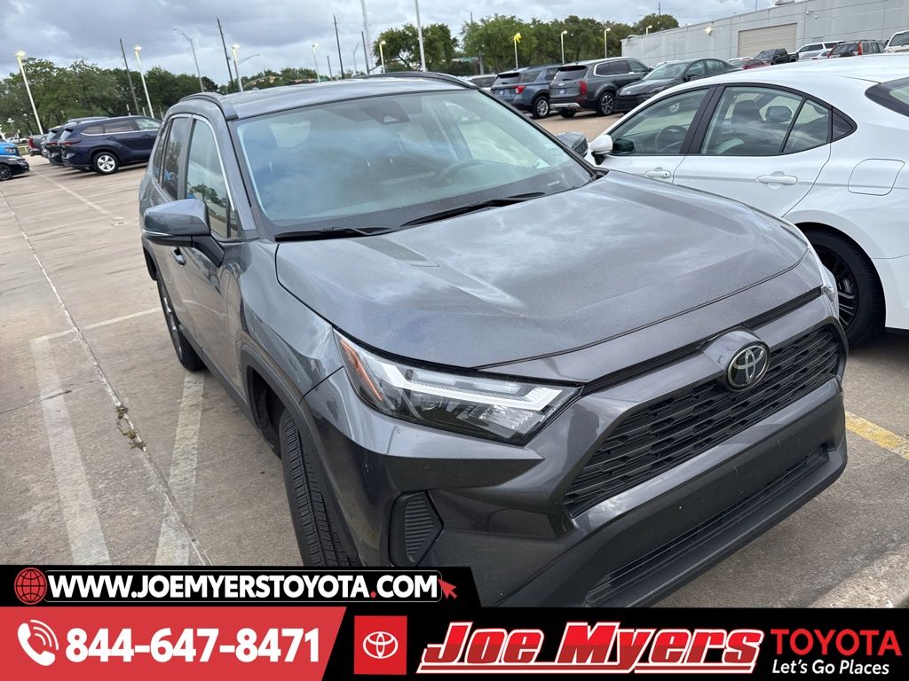 Used 2025 Gray Toyota XLE image 2