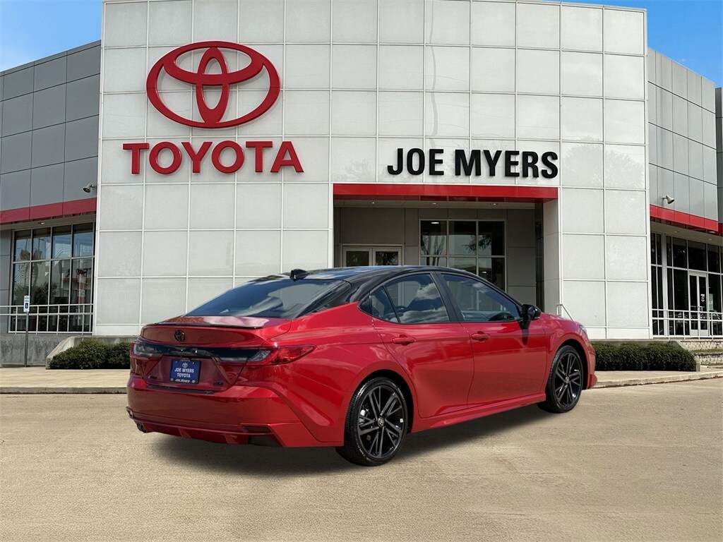 2025 Toyota Camry XSE photo 4