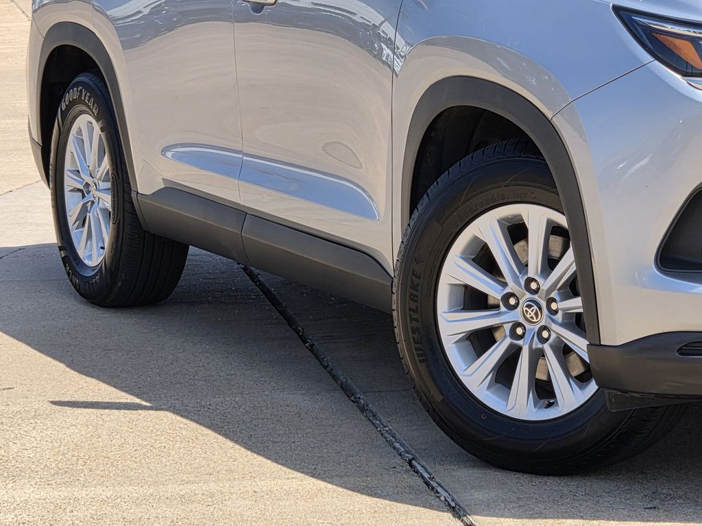 Used 2025 Celestial Silver Metallic Toyota XLE image 12