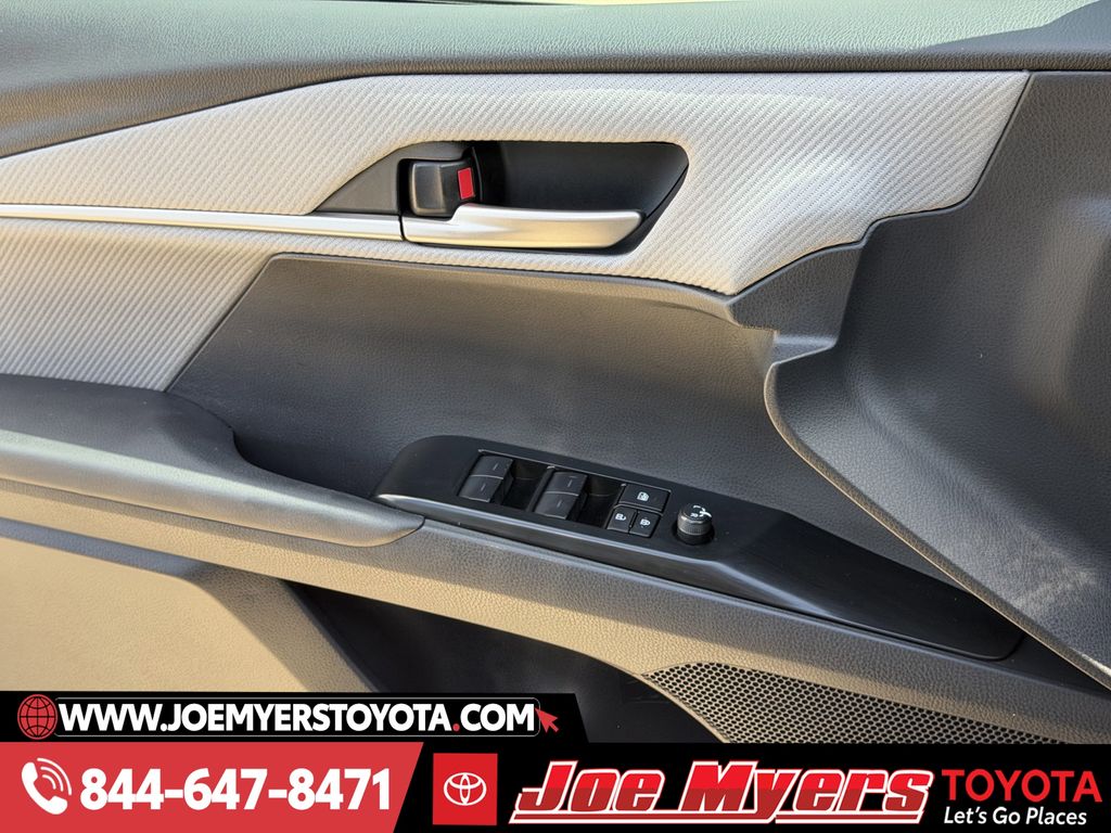 Used 2025 Underground Toyota SE image 26