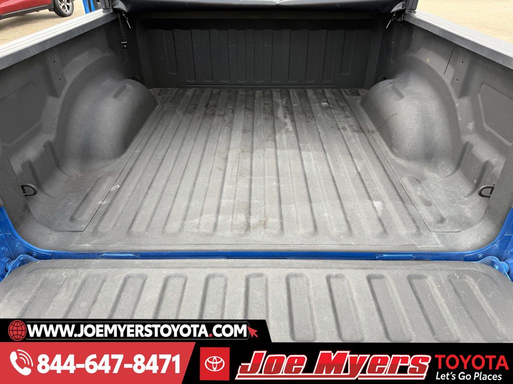 Used 2023 Hydro Blue Pearlcoat Ram Big Horn/Lone Star image 30