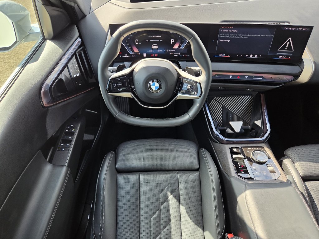 Used 2025 Alpine White BMW 30 xDrive image 13