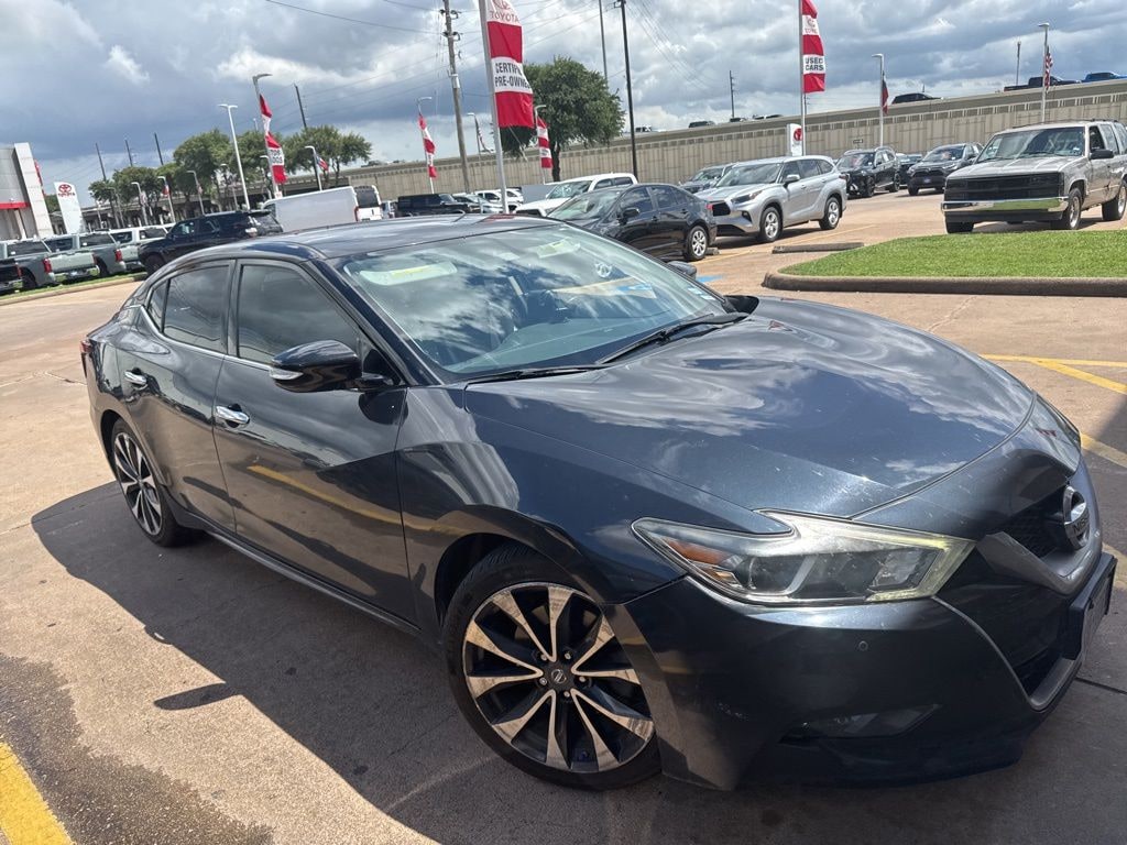 Used 2017 Nissan Maxima SR Sedan
