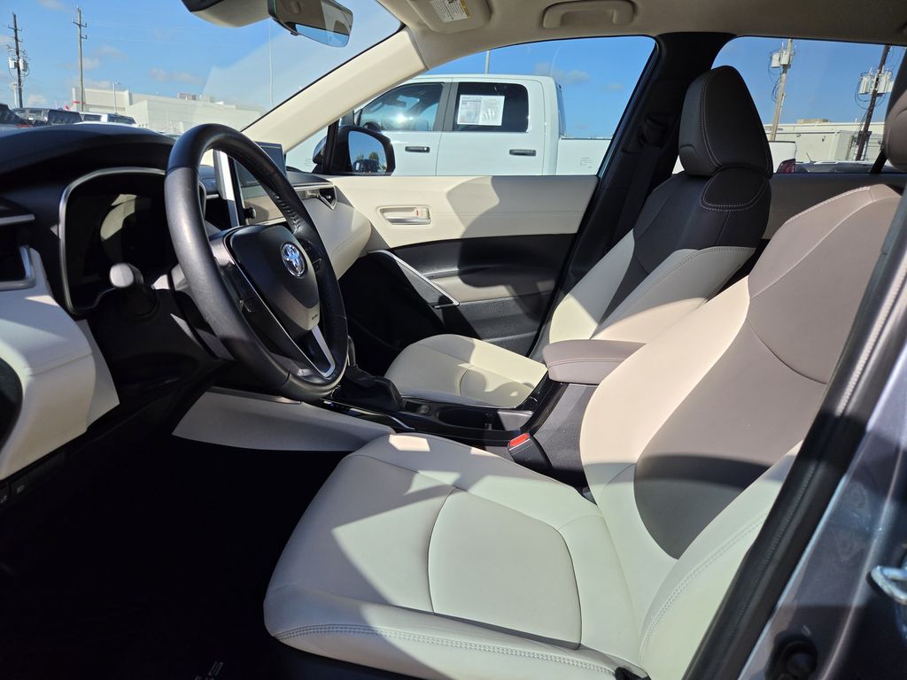 Used 2024 Celestite Toyota XLE image 27