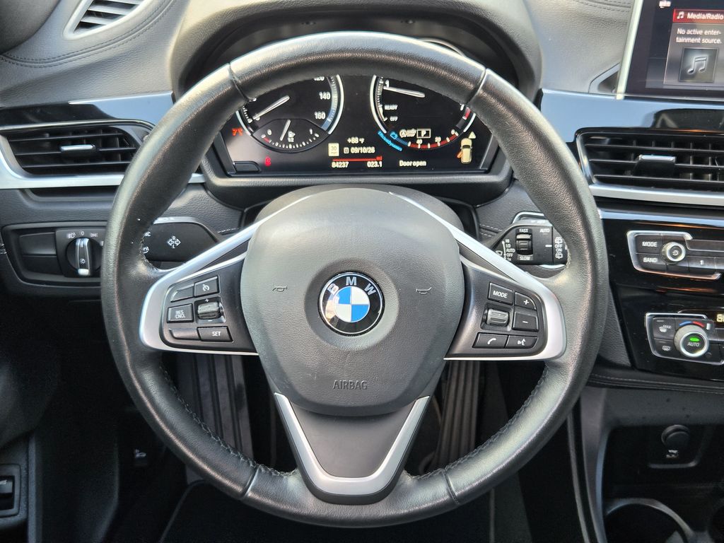 Used 2022 Jet Black BMW sDrive28i image 14